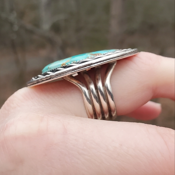 Turquoise and Silver Statement Ring - Picture 4 of 6